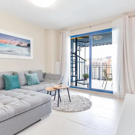 Penthousebeni Apartment